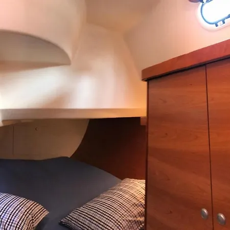 Hotel na wodzie Sailing Yacht Armida Rhodes